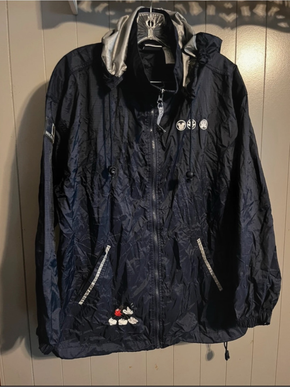 Vintage Disney Store Mickey embroidered windbreaker/rain coat